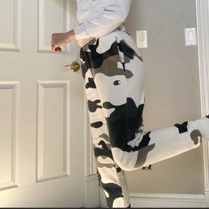 Champion women’s sweatpants